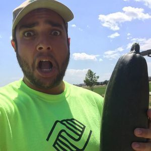 Meet your Posher, Aaron